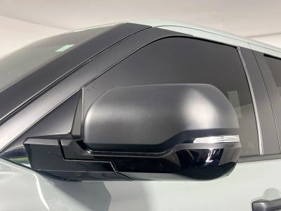 2025 Toyota Tundra — photo 10 view