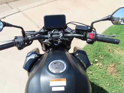 2025 Honda CB500F - Photo 10