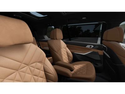2027 BMW X7 - Photo 12
