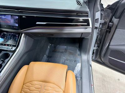 2024 Audi RS Q8 — photo 18 view