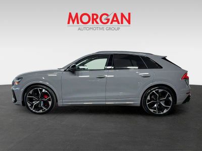 2024 Audi RS Q8 — side profile view
