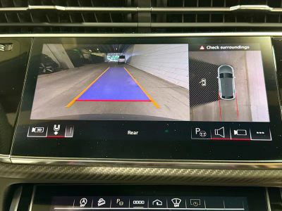 2024 Audi RS Q8 — photo 32 view