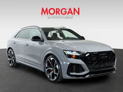 2024 Audi RS Q8 — engine compartment view