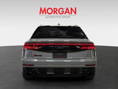 2024 Audi RS Q8 — photo 8 view