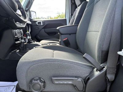 2026 Jeep Wrangler — photo 11 view