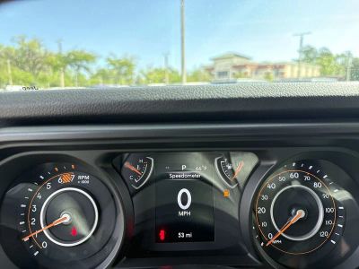 2026 Jeep Wrangler — photo 17 view