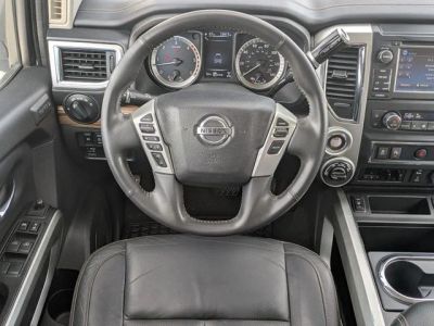 2017 Nissan Titan XD — photo 25 view
