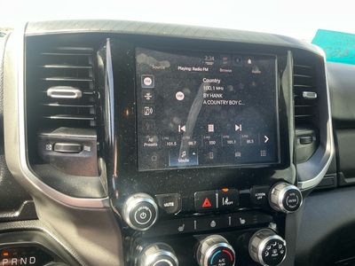 2025 Ram 1500 — photo 11 view
