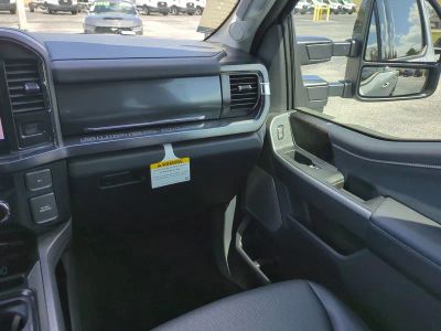 2026 Ford F-250SD — photo 16 view