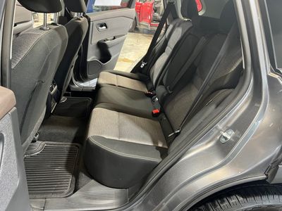 2023 Nissan Rogue — photo 18 view