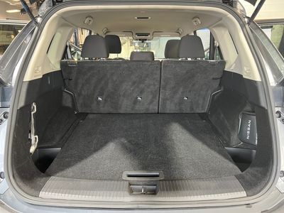 2023 Nissan Rogue — photo 17 view