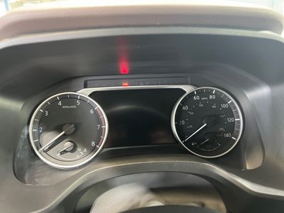 2023 Nissan Rogue — photo 10 view