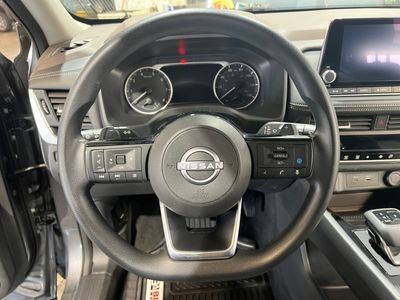 2023 Nissan Rogue — photo 19 view