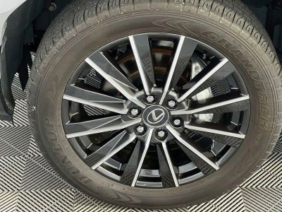 2024 Lexus GX — photo 11 view