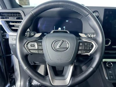 2024 Lexus GX — photo 15 view