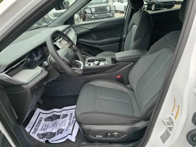 2026 Jeep Cherokee — photo 15 view