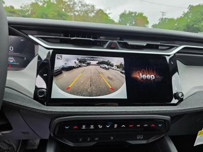 2026 Jeep Cherokee — photo 21 view