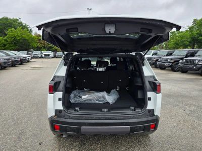 2026 Jeep Cherokee — photo 33 view