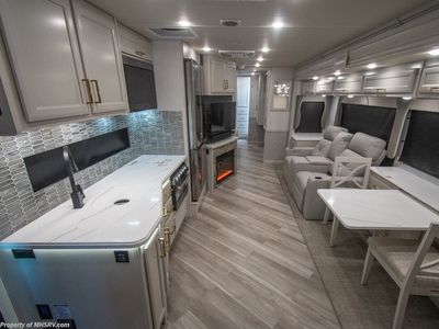 2026 Fleetwood Bounder - Photo 7
