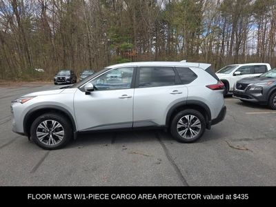 2023 Nissan Rogue SV - Photo 4