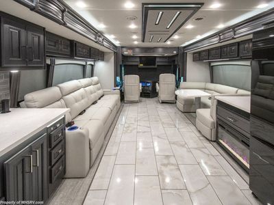 2026 Fleetwood Discovery LXE - Photo 3