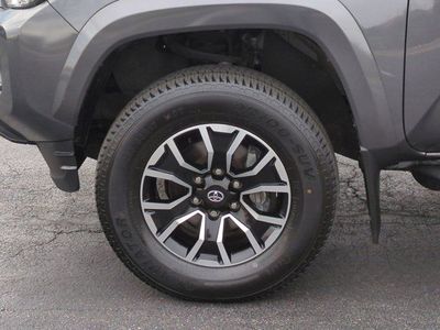 2023 Toyota Tacoma - Photo 8
