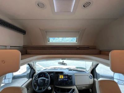 2027 Thor Motor Coach QUANTUM — interior view