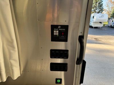2023 Airstream International - Photo 8