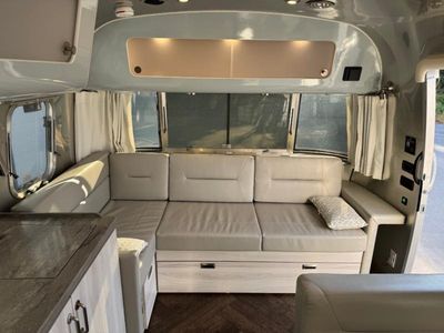 2023 Airstream International - Photo 7
