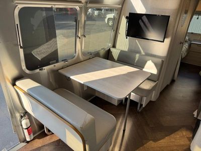 2023 Airstream International - Photo 9