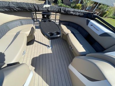 2026 Starcraft Marine SLS Series 3 R — photo 11 view