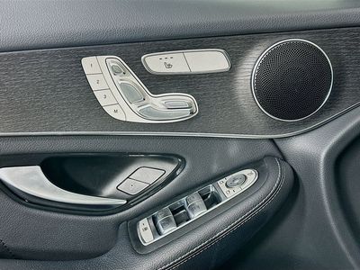 2022 Mercedes-Benz GLC - Photo 16
