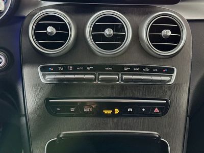 2022 Mercedes-Benz GLC - Photo 14