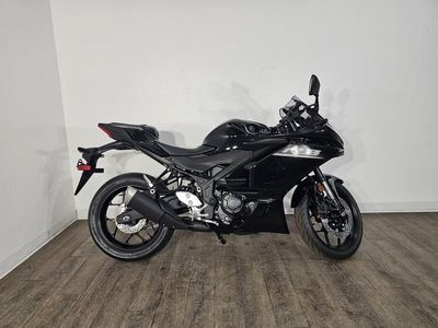 2026 Yamaha YZF-R3 - Photo 1