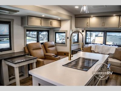 2026 Brinkley Model Z - Photo 46