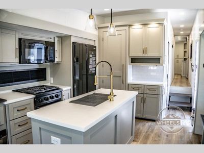 2026 Brinkley Model Z - Photo 48