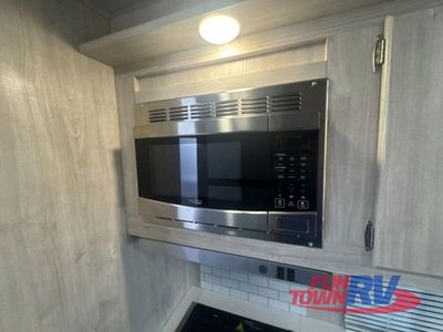 2025 Gulf Stream RV Yellowstone Vintage - Photo 18