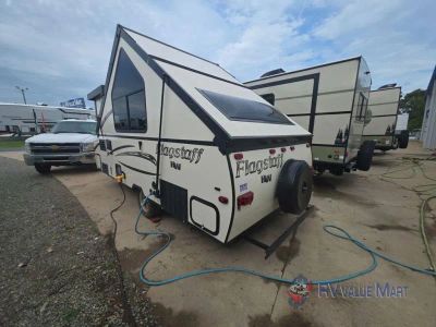 2016 Forest River RV Flagstaff Hard Side High Wall Series — photo 7 view