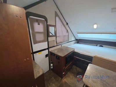 2016 Forest River RV Flagstaff Hard Side High Wall Series — photo 22 view