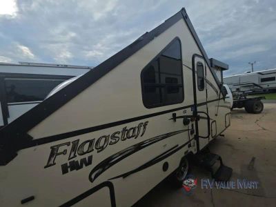 2016 Forest River RV Flagstaff Hard Side High Wall Series — photo 15 view