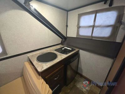 2016 Forest River RV Flagstaff Hard Side High Wall Series — photo 30 view