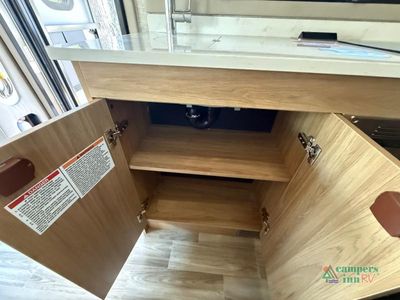 2026 Tiffin Motorhomes Wayfarer - Photo 16