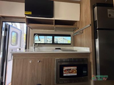 2026 Tiffin Motorhomes Wayfarer - Photo 15