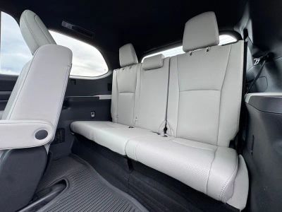 2025 Toyota Grand Highlander Hybrid MAX Limited - Photo 22