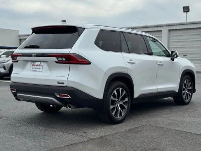 2025 Toyota Grand Highlander Hybrid MAX Limited - Photo 14