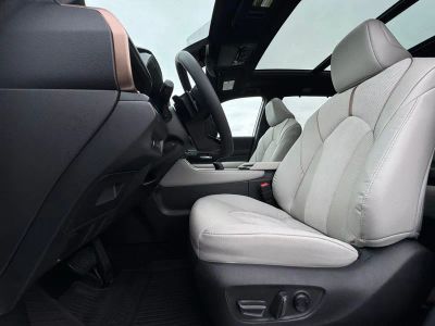 2025 Toyota Grand Highlander Hybrid MAX Limited - Photo 19
