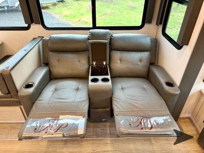 2023 Forest River RV Wildwood Heritage Glen - Photo 14