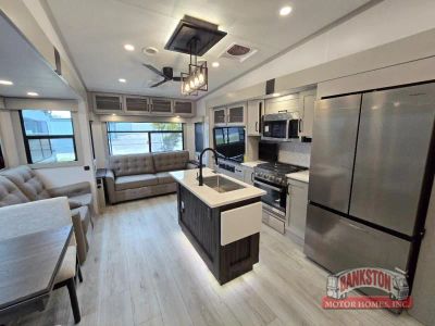 2026 Montana High Country 295RL - Photo 35