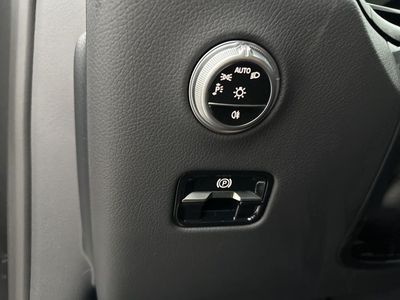 2026 Mercedes-Benz GLC — photo 17 view