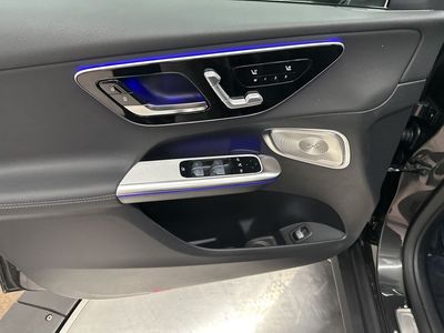 2026 Mercedes-Benz GLC — photo 10 view